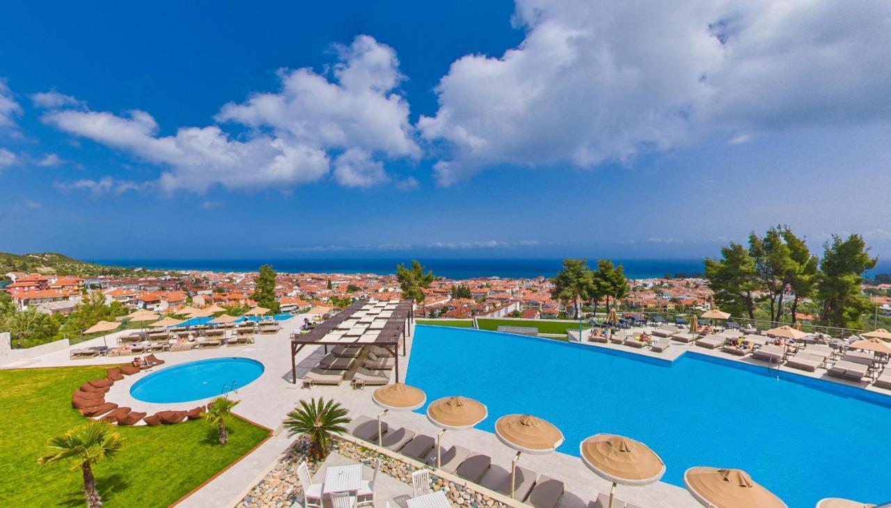 Alia Palace Hotel - Adults Only 16+ Chalkidiki Ngoại thất bức ảnh The resort's main pool