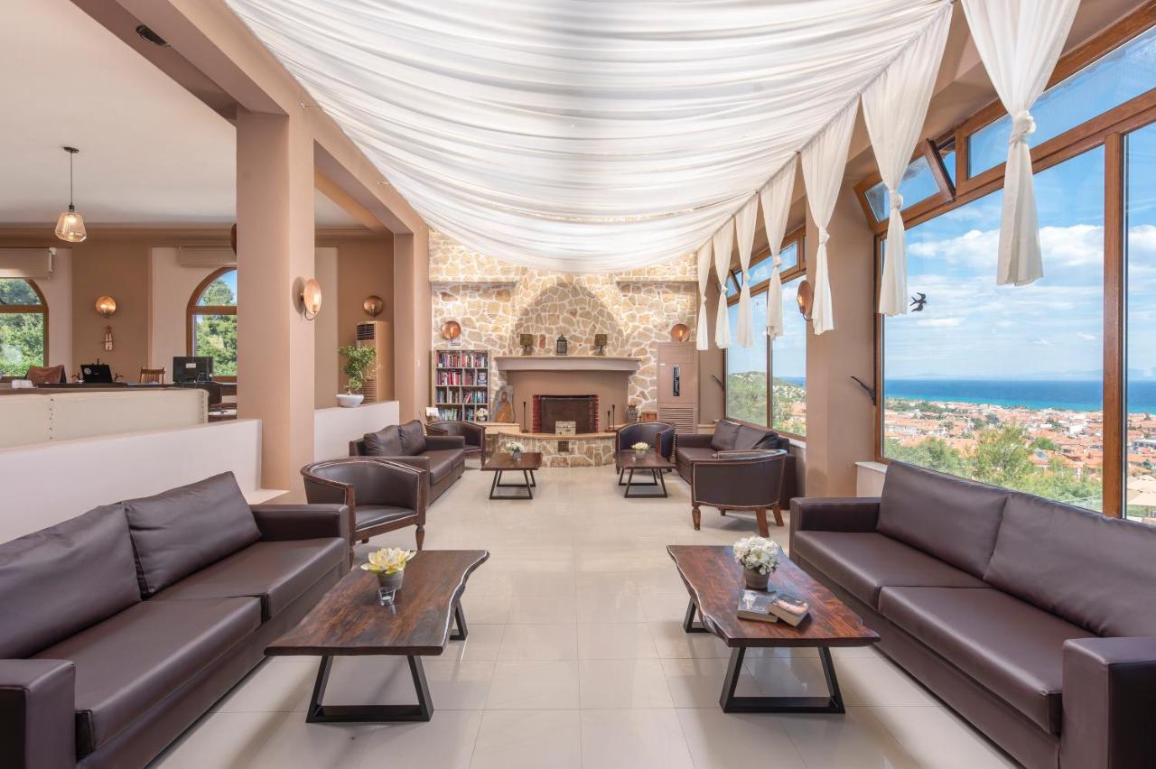 Alia Palace Hotel - Adults Only 16+ Chalkidiki Ngoại thất bức ảnh The hotel's lobby