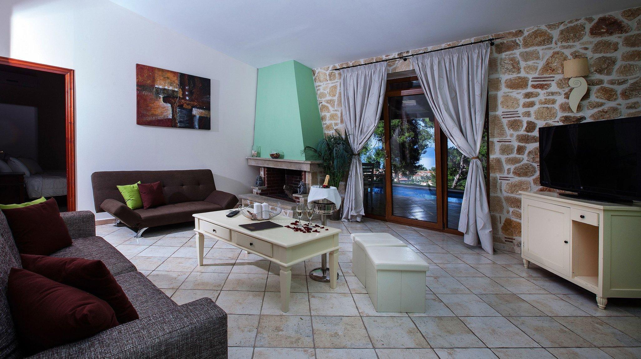 Alia Palace Hotel - Adults Only 16+ Chalkidiki Ngoại thất bức ảnh A living room