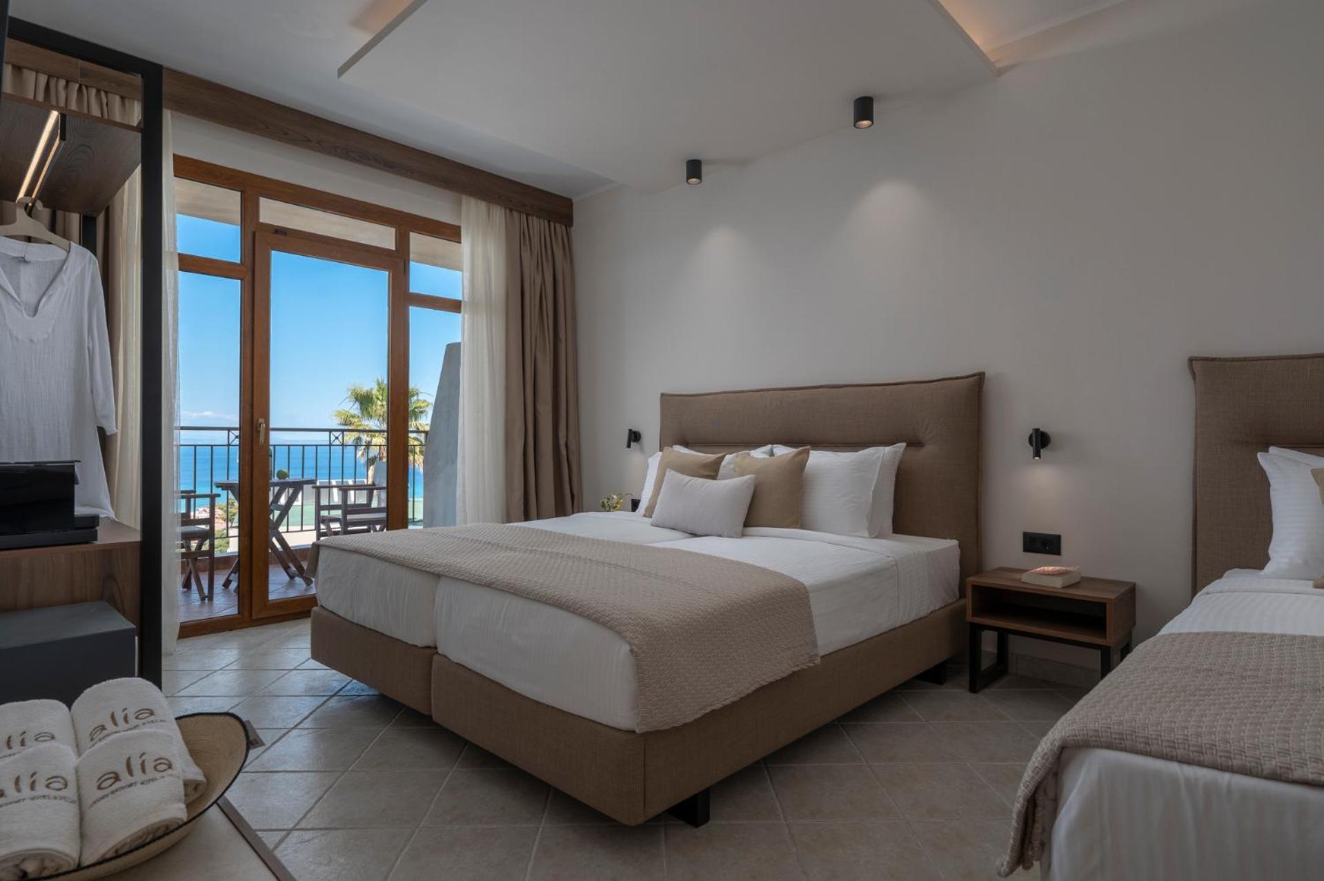 Alia Palace Hotel - Adults Only 16+ Chalkidiki Ngoại thất bức ảnh A bedroom at the hotel