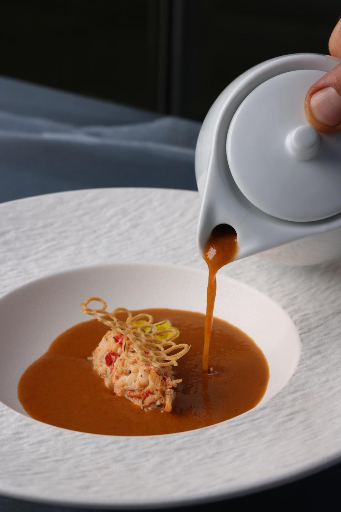 Alia Palace Hotel - Adults Only 16+ Chalkidiki Ngoại thất bức ảnh Soy sauce being poured