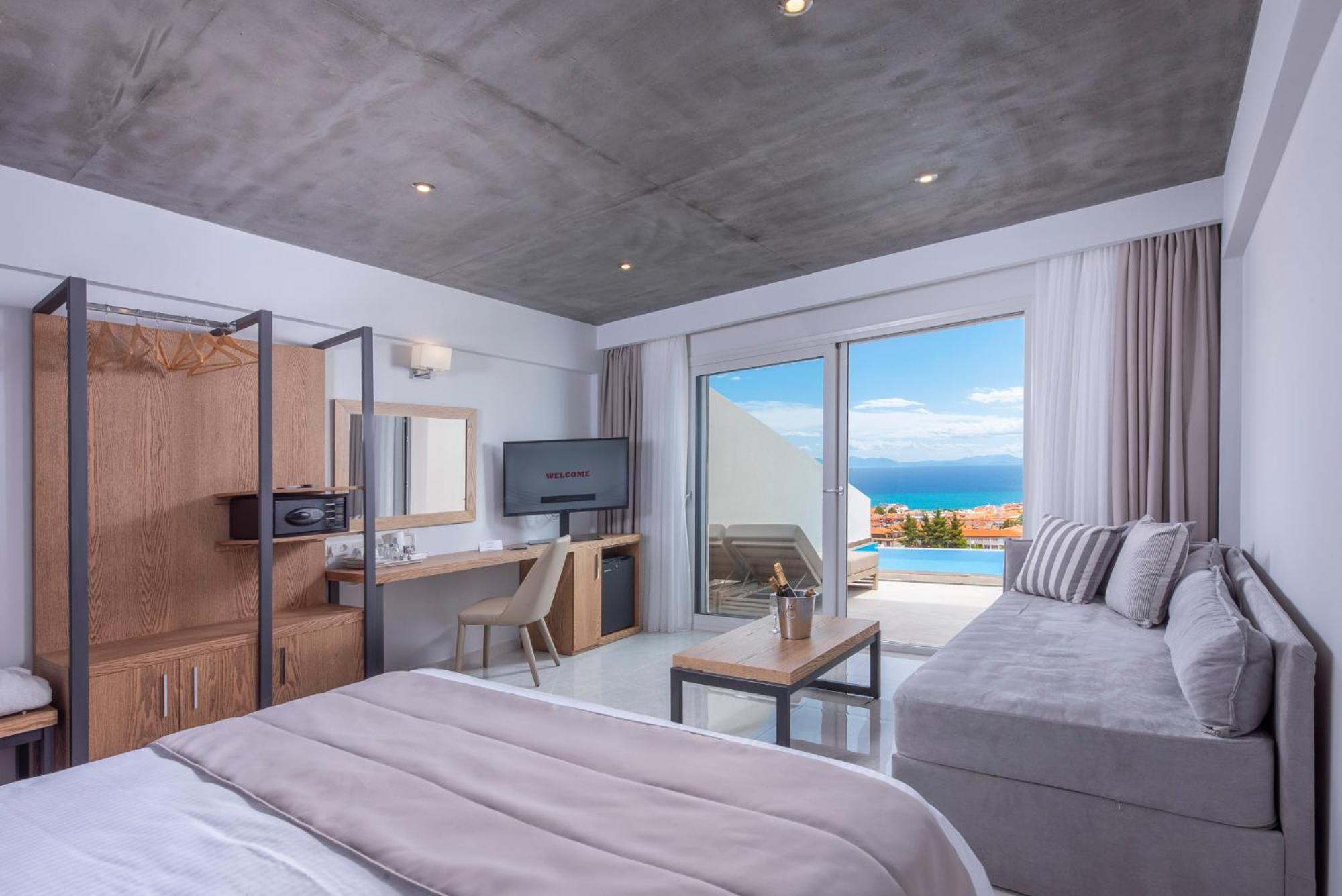 Alia Palace Hotel - Adults Only 16+ Chalkidiki Ngoại thất bức ảnh Deluxe Room with Private Pool